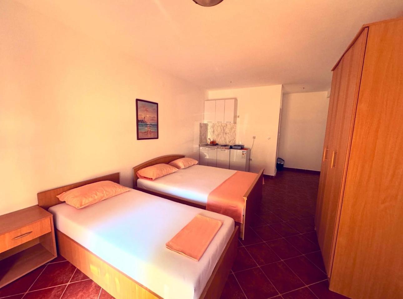 Guesthouse Mb Knezevic Budva Exterior photo