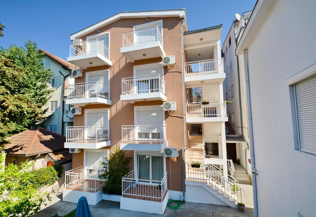 Guesthouse Mb Knezevic Budva Exterior photo