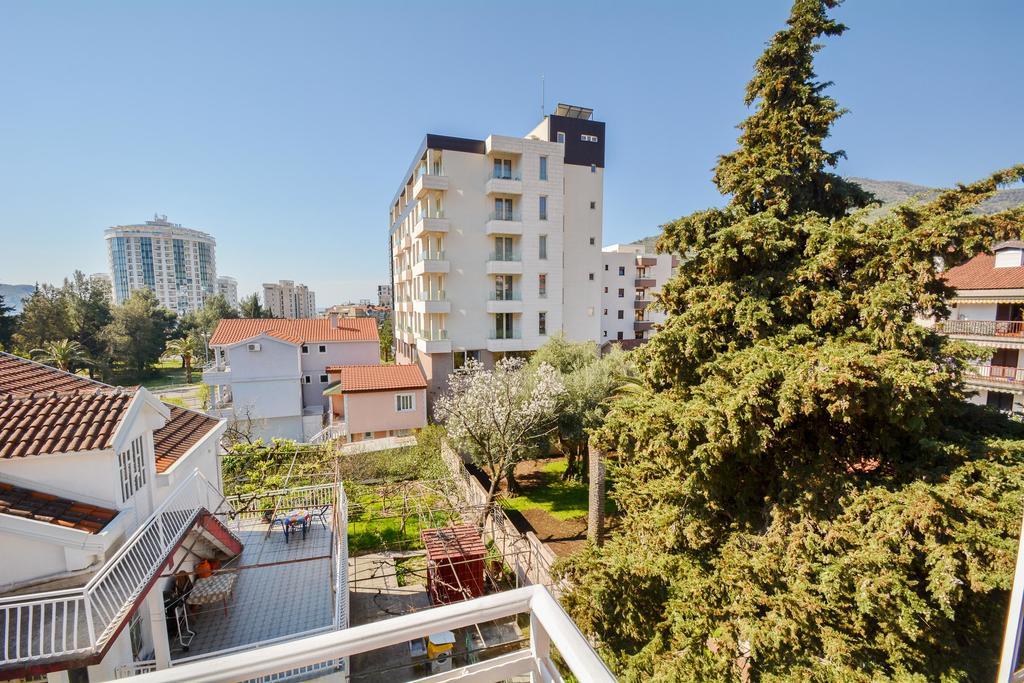 Guesthouse Mb Knezevic Budva Exterior photo